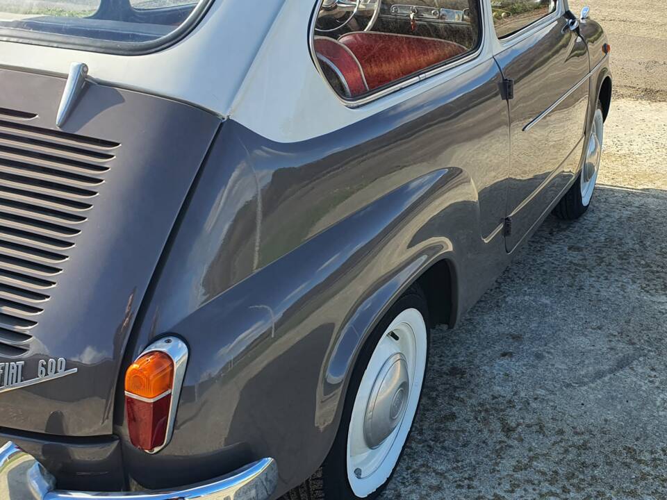 Afbeelding 19/38 van FIAT 600 D (1960)