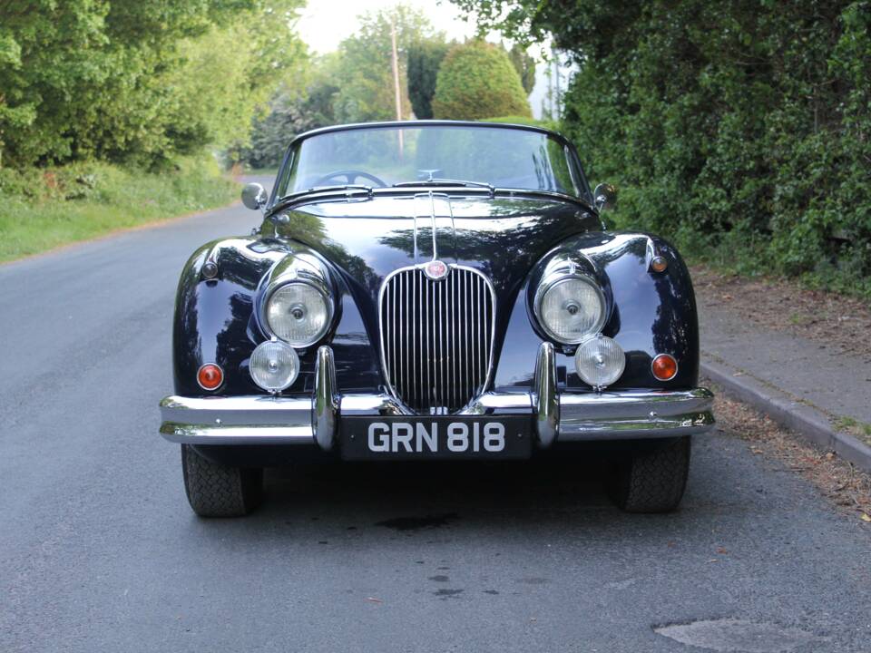 Image 2/18 of Jaguar XK 150 3.8 S DHC (1960)