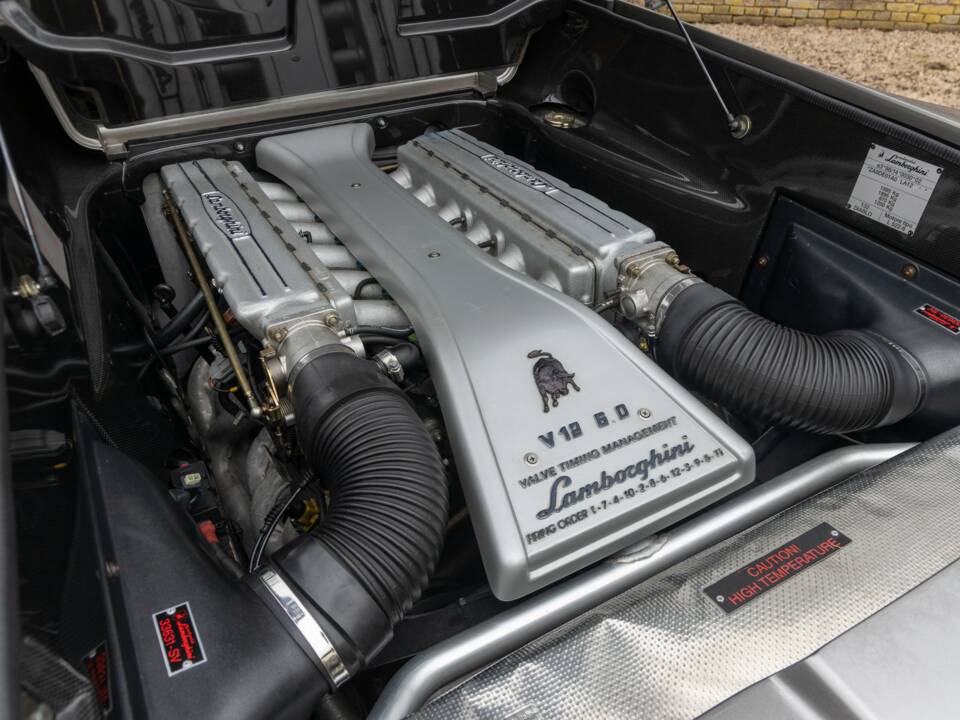 Imagen 17/50 de Lamborghini Diablo VT 6.0 (2001)