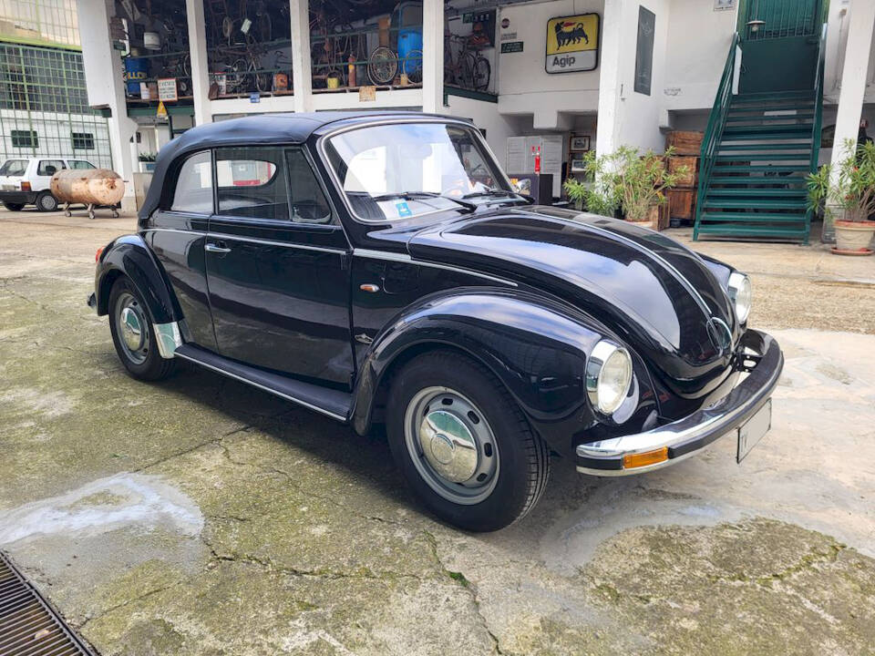 Immagine 7/47 di Volkswagen Käfer 1303 (1974)