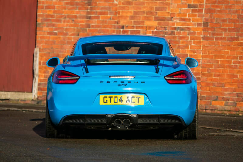 Image 7/50 de Porsche Cayman GT4 (2016)