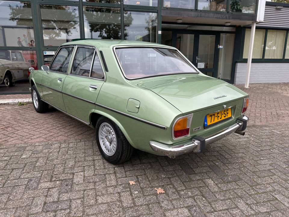 Image 2/80 of Peugeot 504 TI (1976)