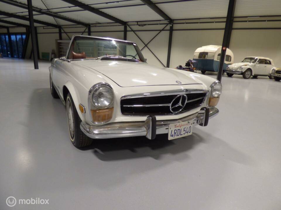 Imagen 2/29 de Mercedes-Benz 280 SL (1970)