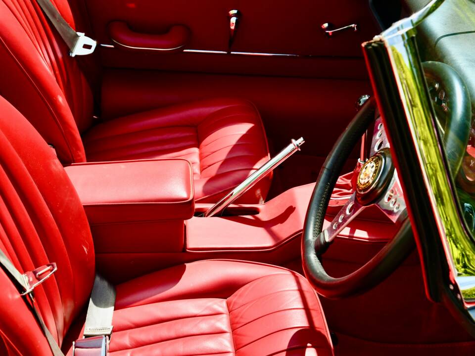 Bild 11/14 von Jaguar Type E 4.2 (1965)