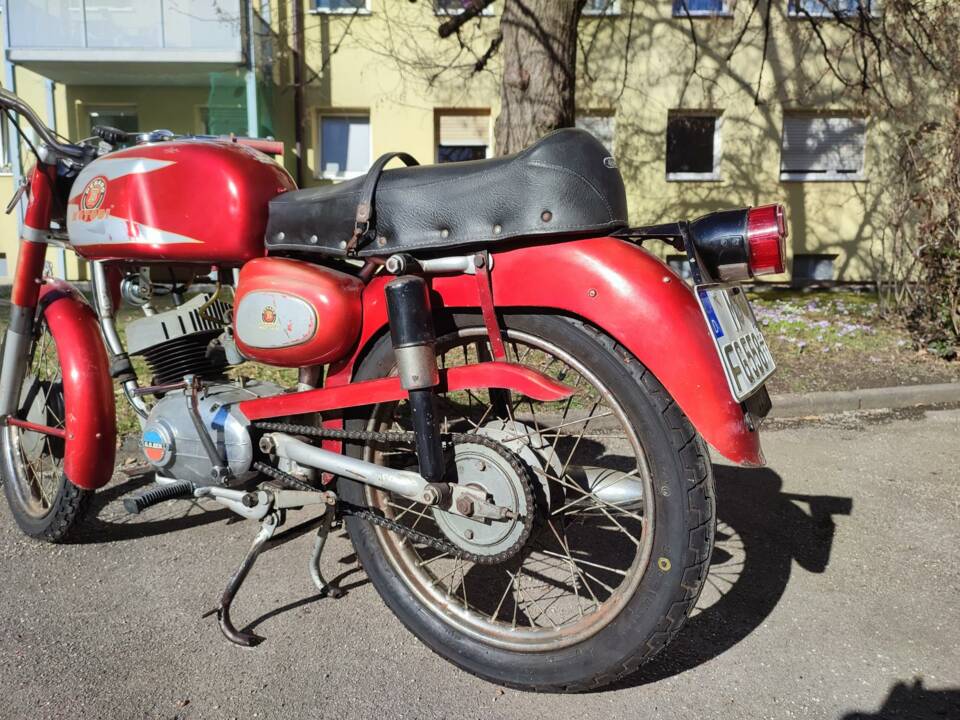 Immagine 8/49 di Benelli Nuovo Leoncino (1965)