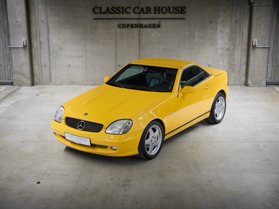 Image 23/100 de Mercedes-Benz SLK 230 Kompressor (1999)