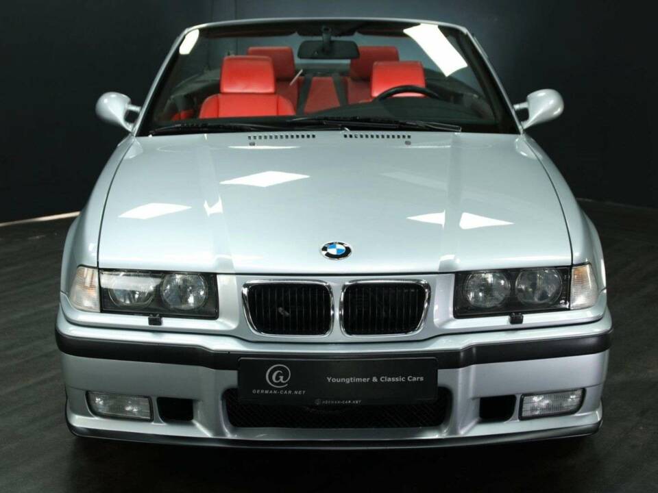 Immagine 9/50 di BMW 328i (1997)