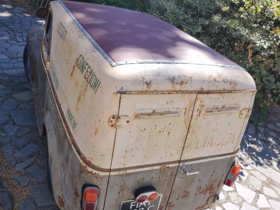 Image 31/35 of FIAT 500 C Giardiniera (1950)