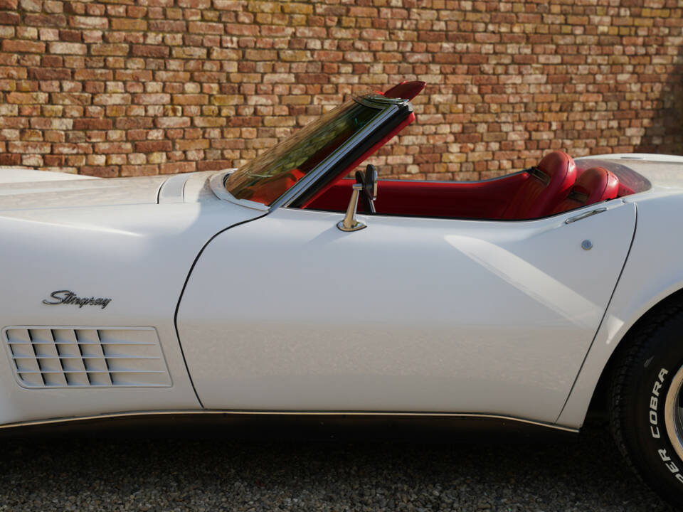 Image 27/50 of Chevrolet Corvette Stingray (1971)