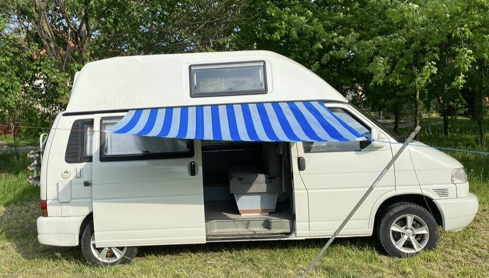 Bild 4/8 von Volkswagen T4 Carthago Malibu 2.4 D (1999)