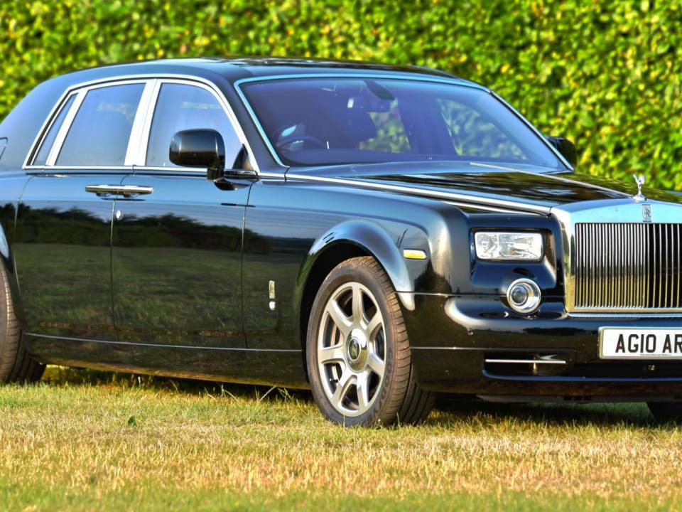 Image 13/50 de Rolls-Royce Phantom VII (2010)
