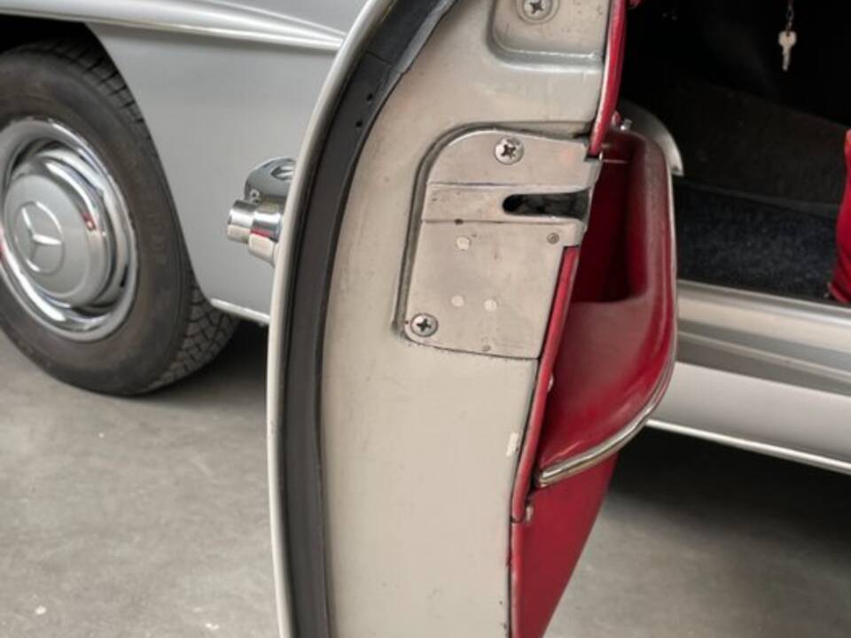 Imagen 48/92 de Mercedes-Benz 190 SL (1960)