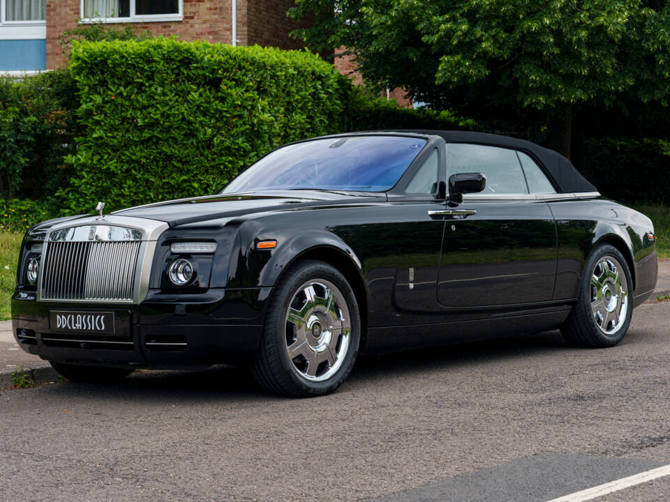 Immagine 7/29 di Rolls-Royce Phantom DHC (2008)