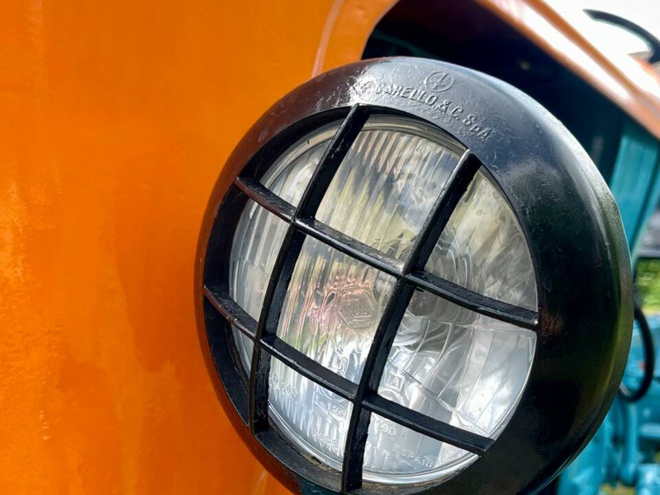 Image 38/52 of Lamborghini 2R (1965)