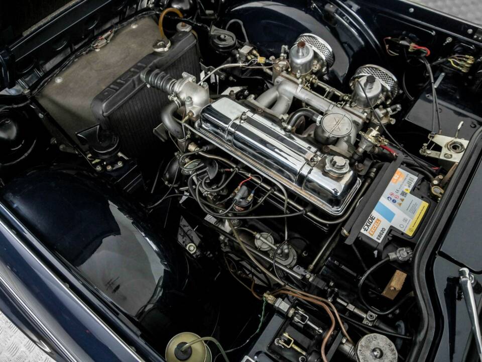 Image 37/50 of Triumph TR 4A (1967)