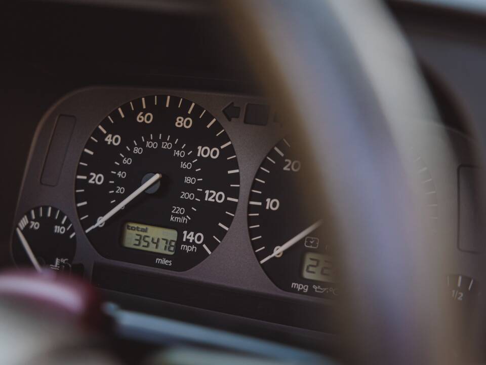 Image 28/39 of Volkswagen Golf IV 1.8T GTI (1998)