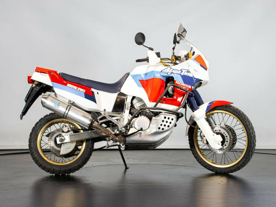 Bild 5/50 von Honda DUMMY (1990)