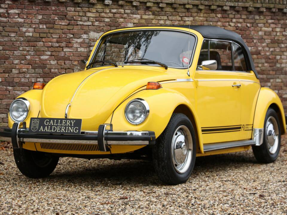 Image 24/50 de Volkswagen Beetle 1303 (1975)