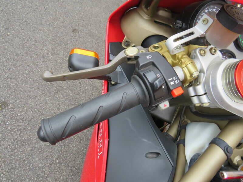Immagine 13/50 di Ducati 916 R (2000)