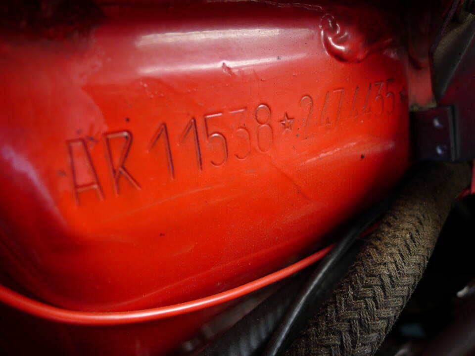 Image 15/36 of Alfa Romeo 2000 Spider Veloce (1982)