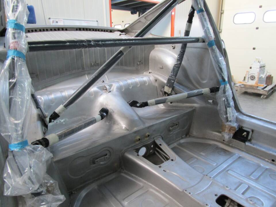 Image 18/20 of Porsche 912 (1968)