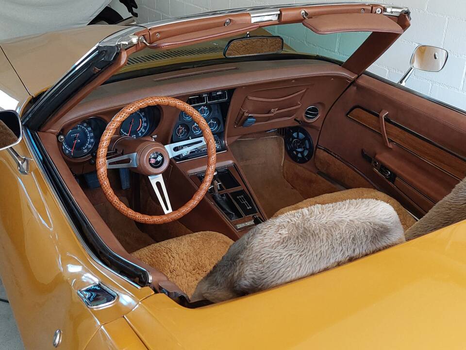 Image 14/38 de Chevrolet Corvette Stingray (1973)