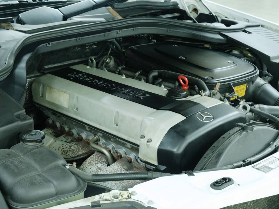 Bild 20/50 von Mercedes-Benz 300 SE (1992)