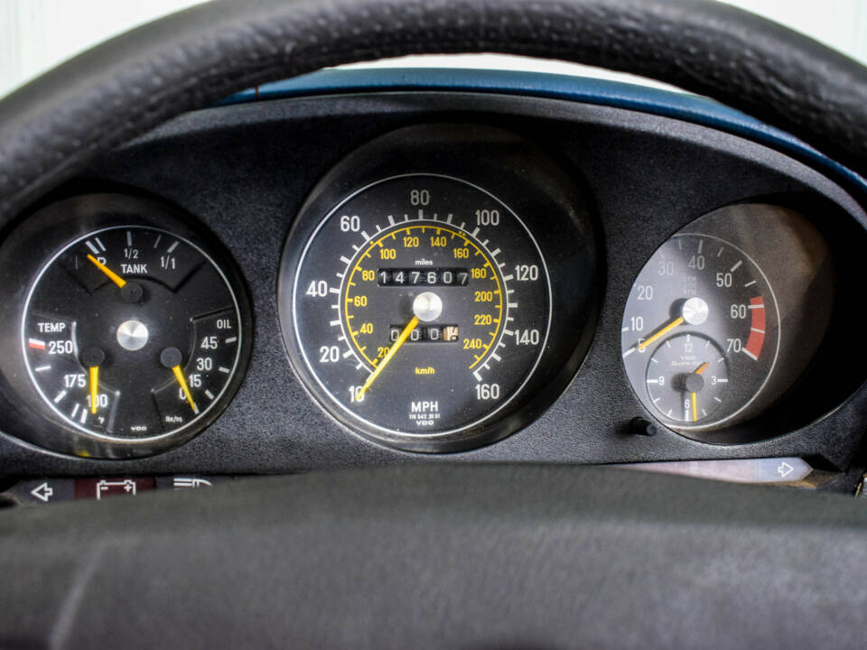 Image 37/47 of Mercedes-Benz 450 SL (1973)