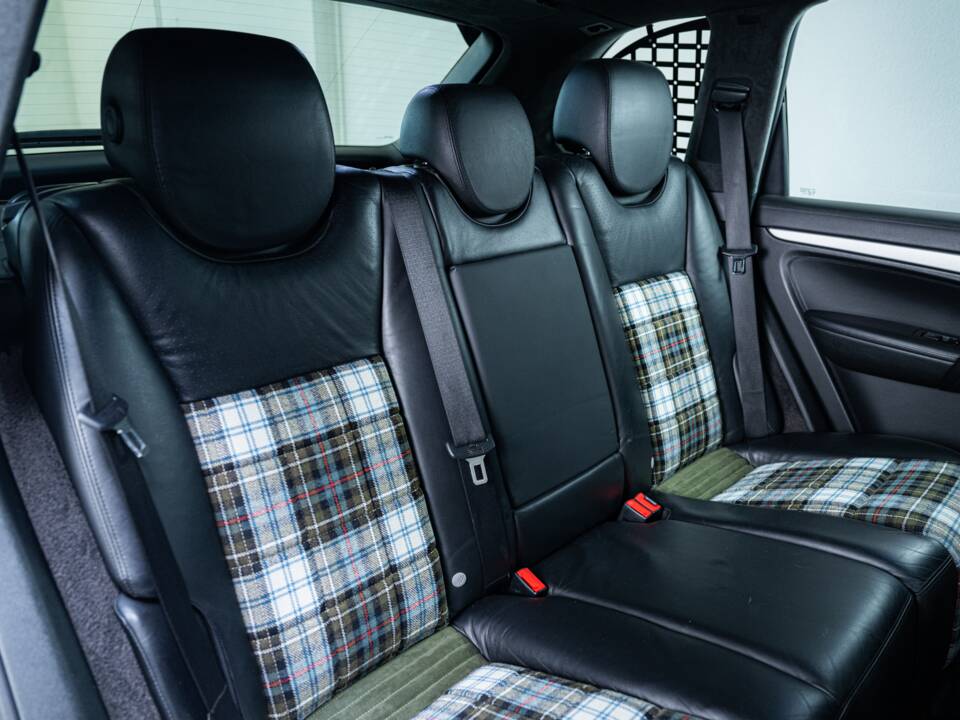 Bild 22/38 von Porsche Cayenne Turbo (2007)