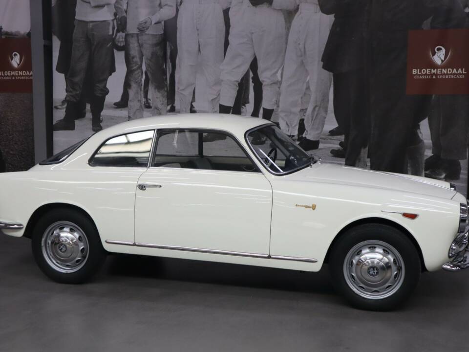 Bild 3/54 von Alfa Romeo Giulietta Sprint (1962)