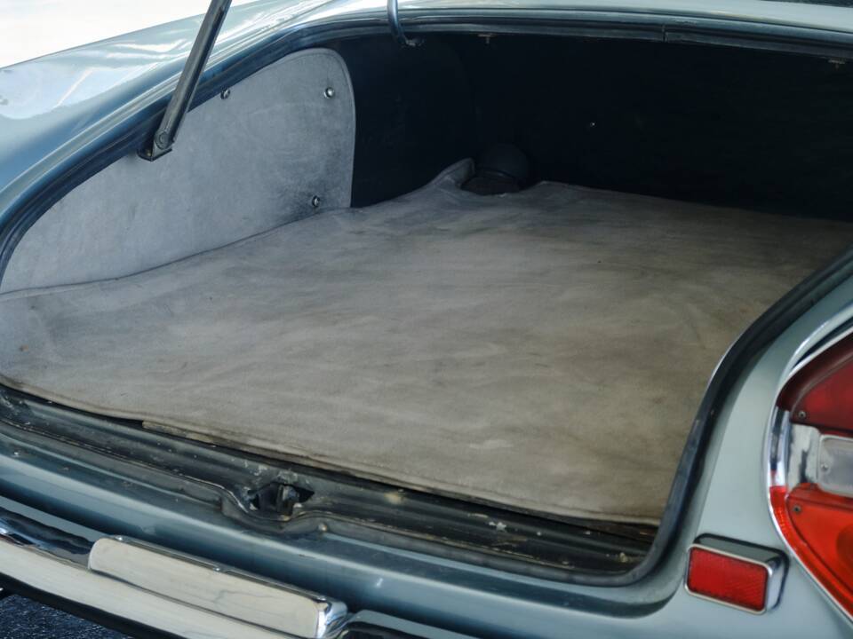Bild 30/50 von Lancia Flaminia GT 2.5 3C Touring (1963)