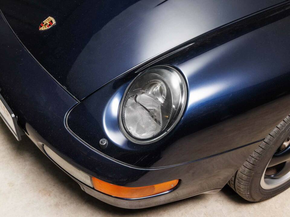 Imagen 2/65 de Porsche 911 Carrera (1994)