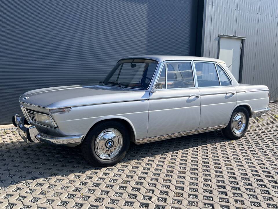 Image 1/30 of BMW 2000 tilux (1968)