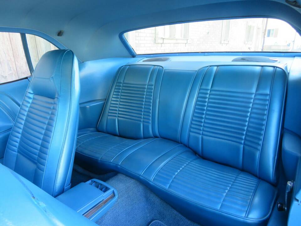 Bild 8/20 von Dodge Challenger R/T (1970)