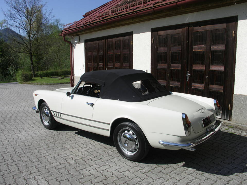 Image 37/40 of Alfa Romeo 2000 Spider (1959)