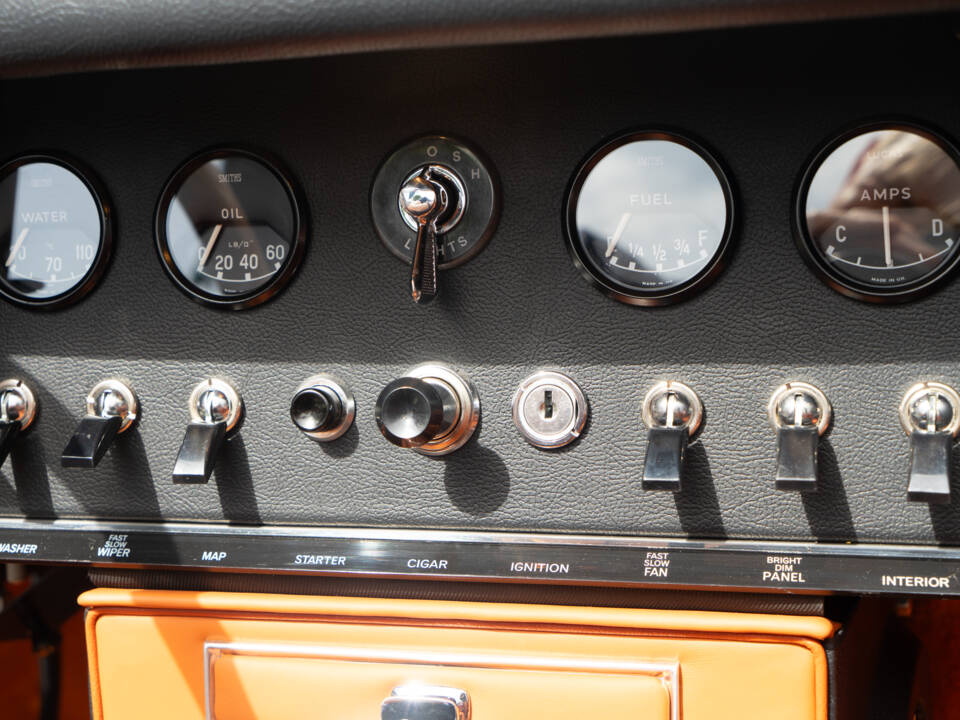 Afbeelding 23/33 van Jaguar E-Type 4.2 (1967)