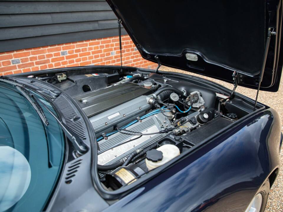 Imagen 50/50 de Aston Martin V8 Coupé (1998)