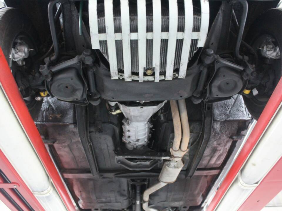 Image 13/50 of Alfa Romeo Giulia GT 1300 Junior (1971)