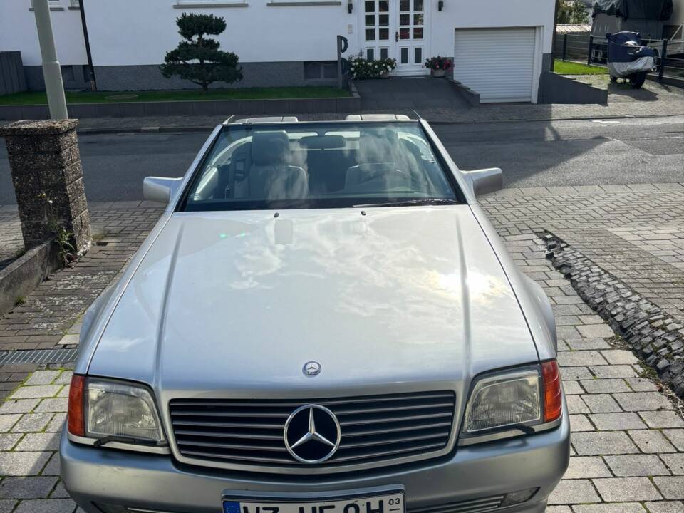 Imagen 1/7 de Mercedes-Benz 300 SL-24 (1992)