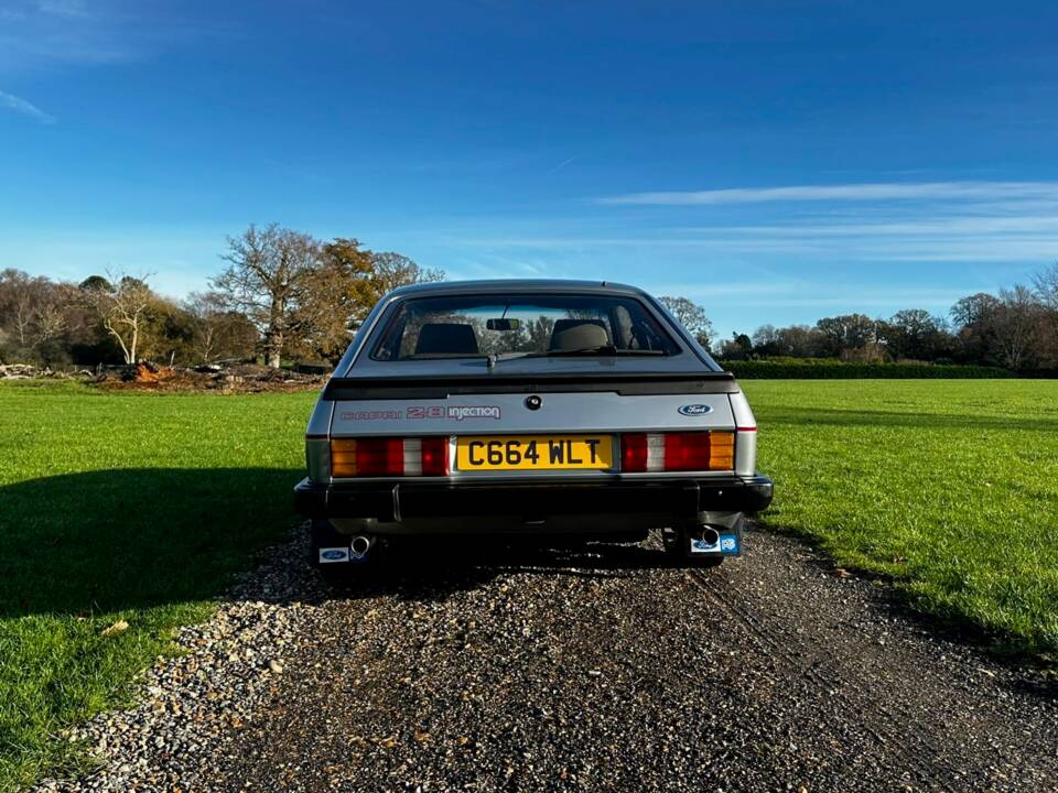 Bild 16/70 von Ford Capri 2,8i (1986)
