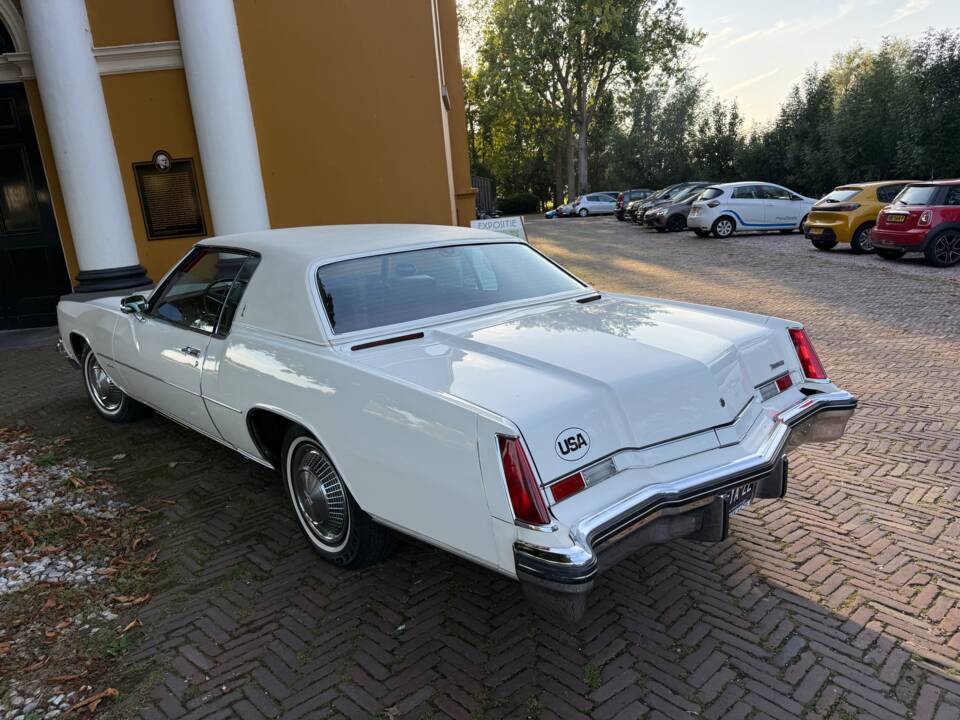 Bild 4/21 von Oldsmobile Toronado Brougham (1973)
