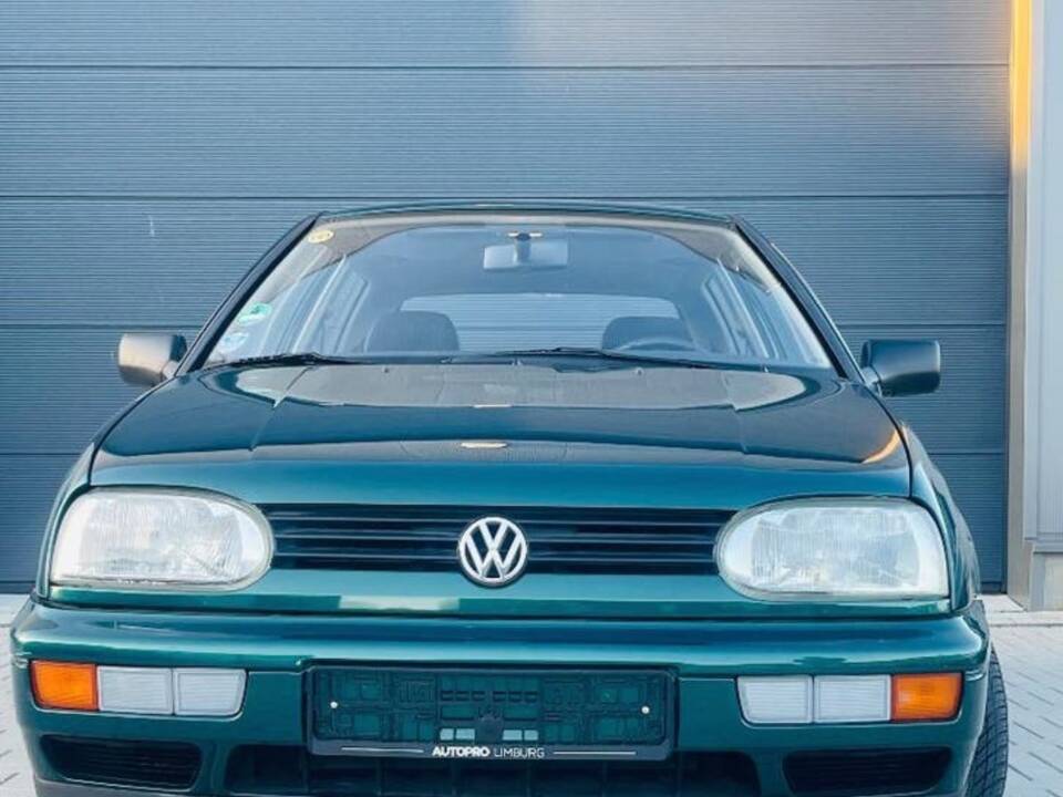 Image 3/16 of Volkswagen Golf III 1.8 (1996)