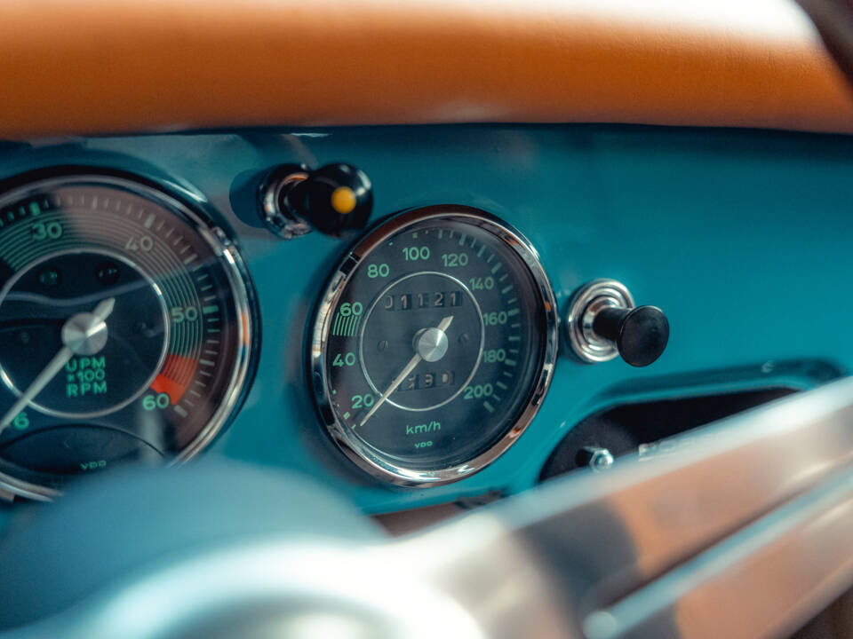 Image 29/86 of Porsche 356 B 1600 Super 90 (1960)