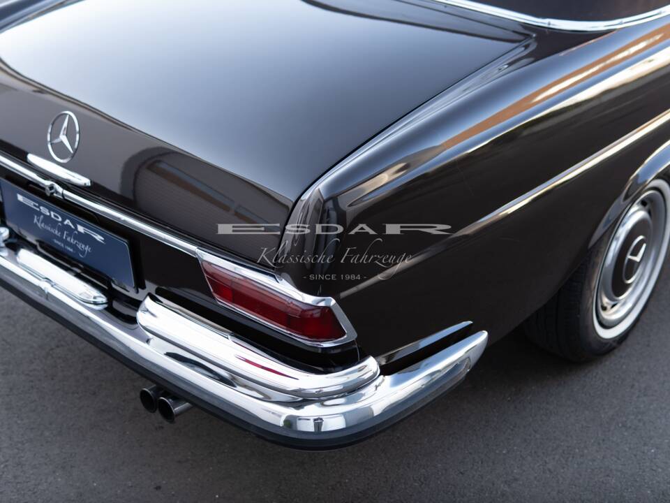 Bild 31/37 von Mercedes-Benz 280 SE (1969)