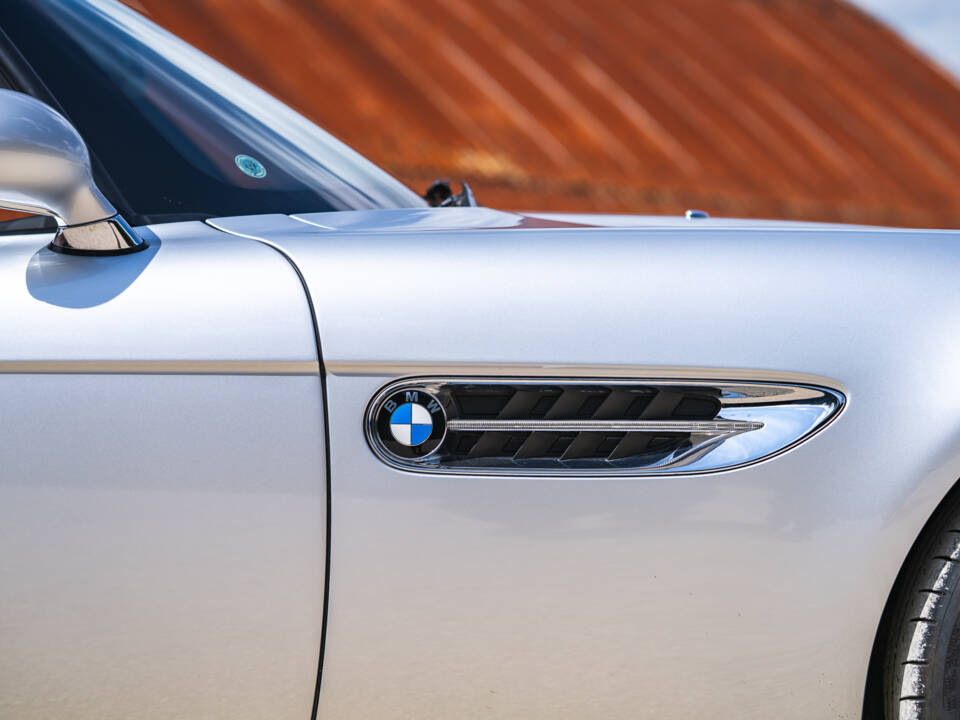 Image 24/47 of ALPINA Roadster V8 (2003)