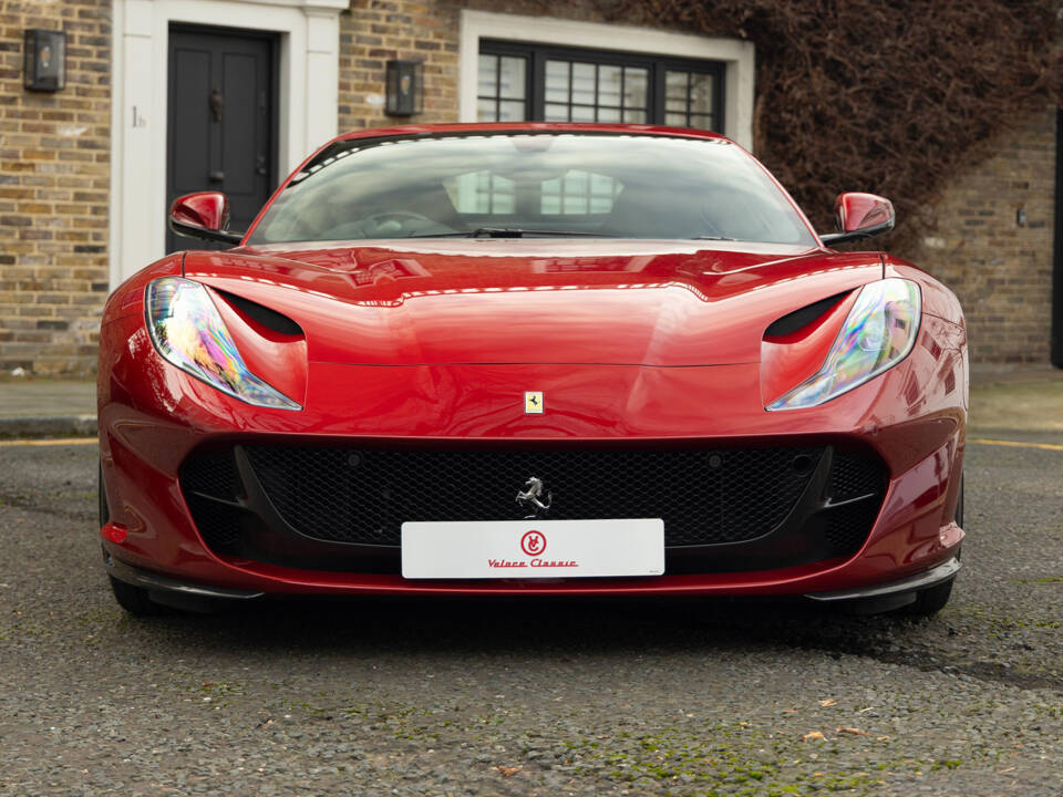 Image 2/39 of Ferrari 812 Superfast (2018)