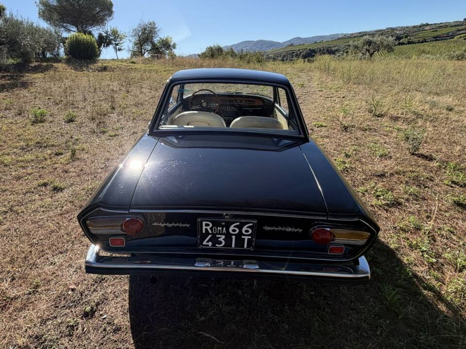 Image 5/8 of Lancia Fulvia Coupe (1972)