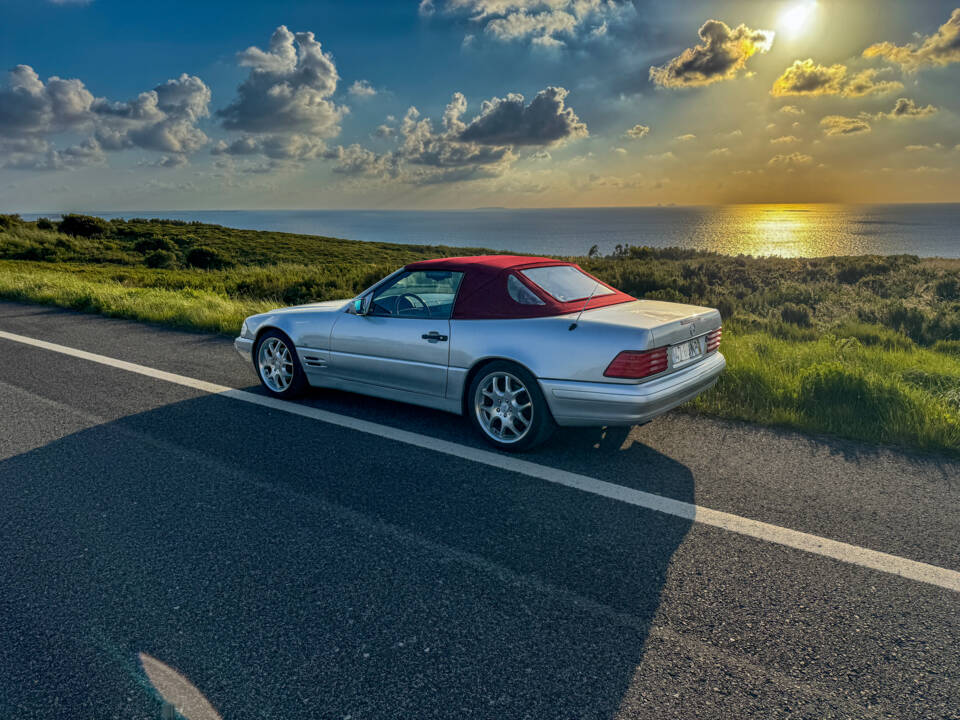 Image 6/23 of Mercedes-Benz SL 320 (1996)