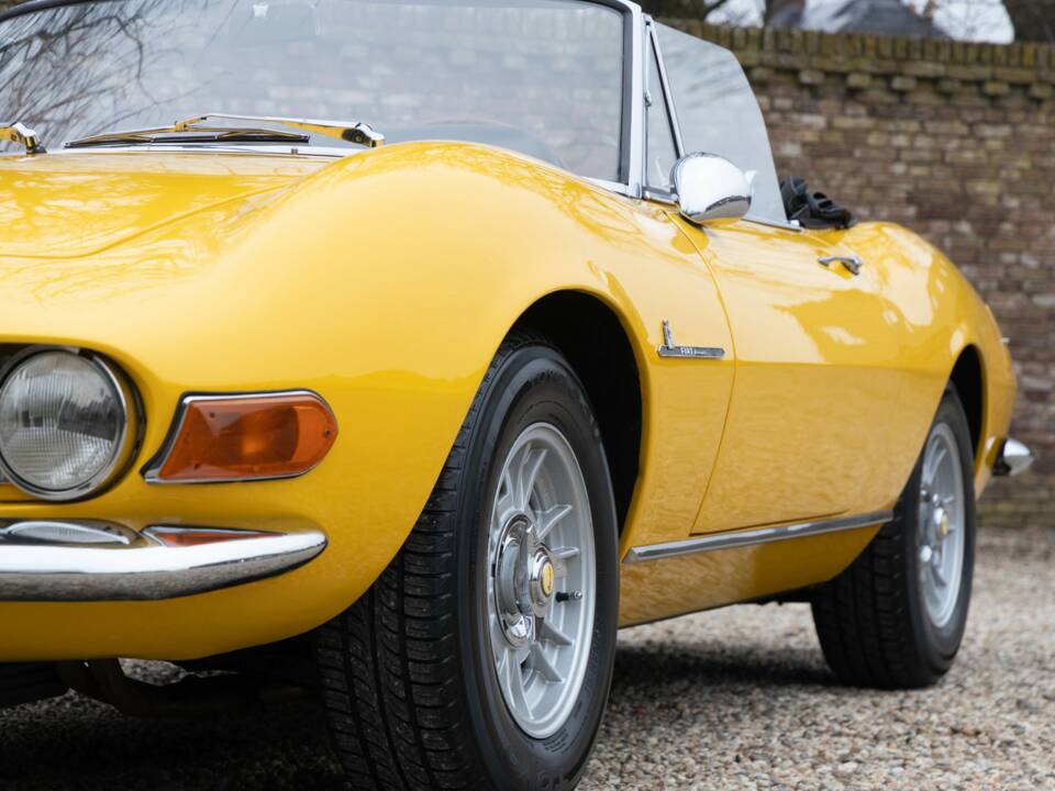 Image 35/50 of FIAT Dino Spider (1968)