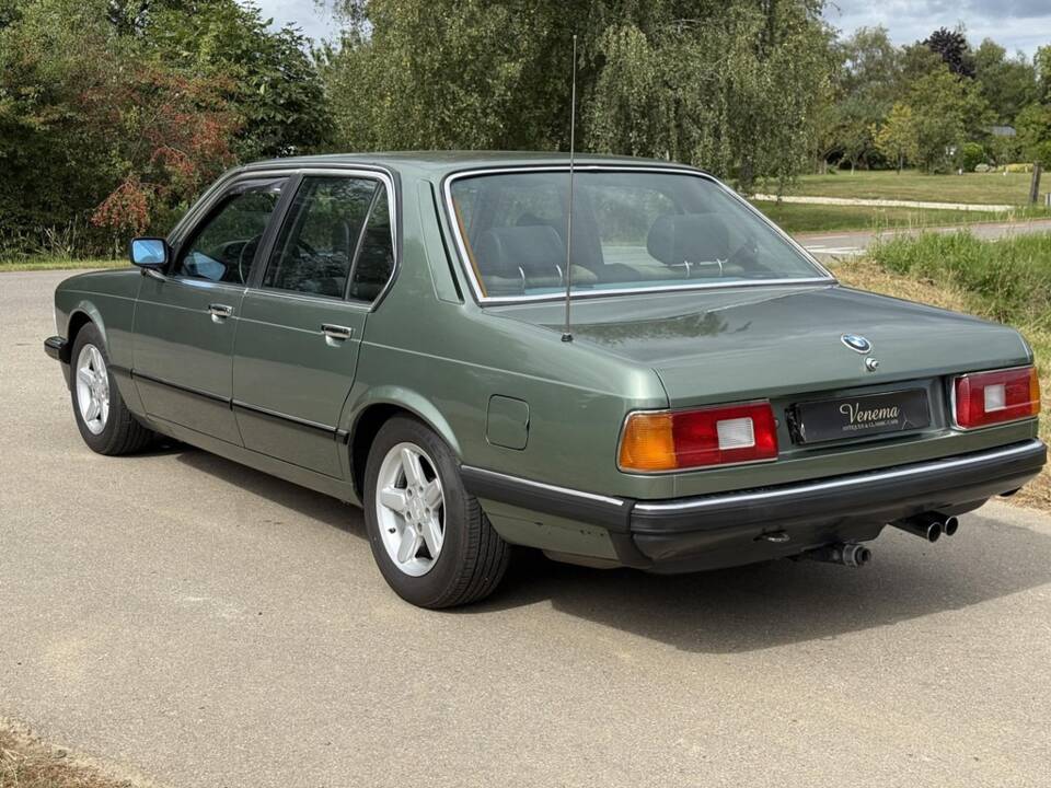 Image 7/19 of BMW 728i (1986)
